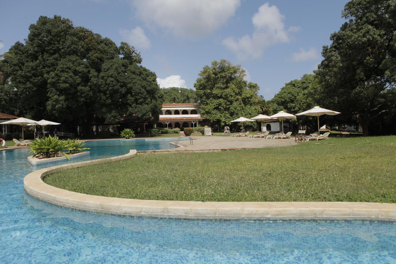 Mwembe Resort Малінді Екстер'єр фото